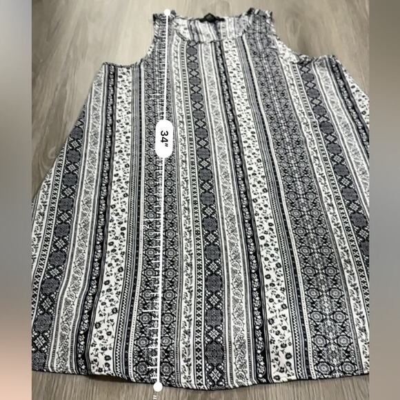 Forever 21 Navy Blue & White Paisley‎ Print Sleeveless Shift Mini Dress Size S - Picture 8 of 8